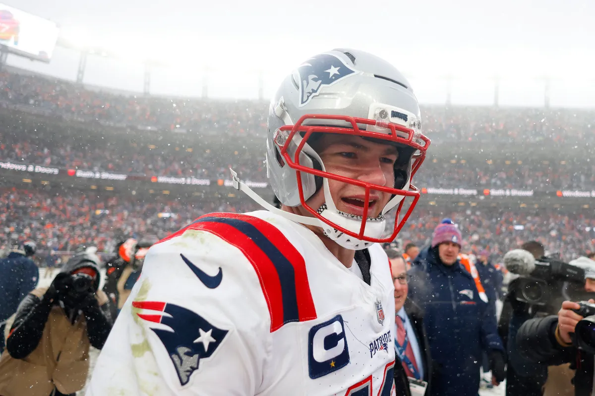 Why Super Bowl LX Is Already Controversial – Winner Controversy, Trump’s Comments, and ICE Presence