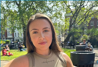 I slept the whole way on the plane from London to Australia… two days later my leg started to burn and swell. This is my warning to all travellers